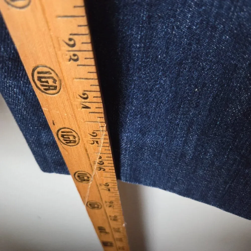 EUC LIKE NEW J CREW PLEATED TAPERED JEANS SIZE 28